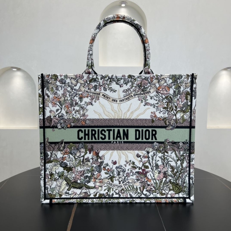 Dior Shopping Bags